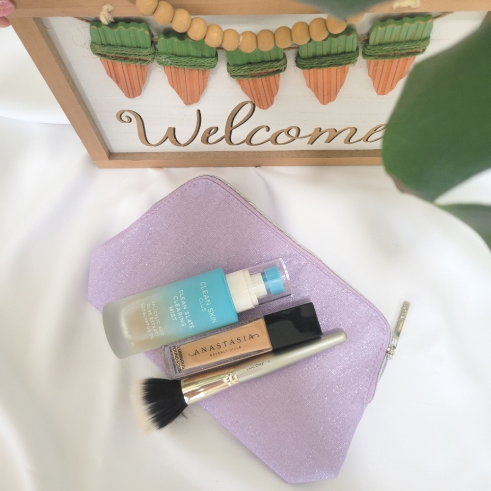 4 for $28!!! Lancome brush, Anastasia foundation, face mist